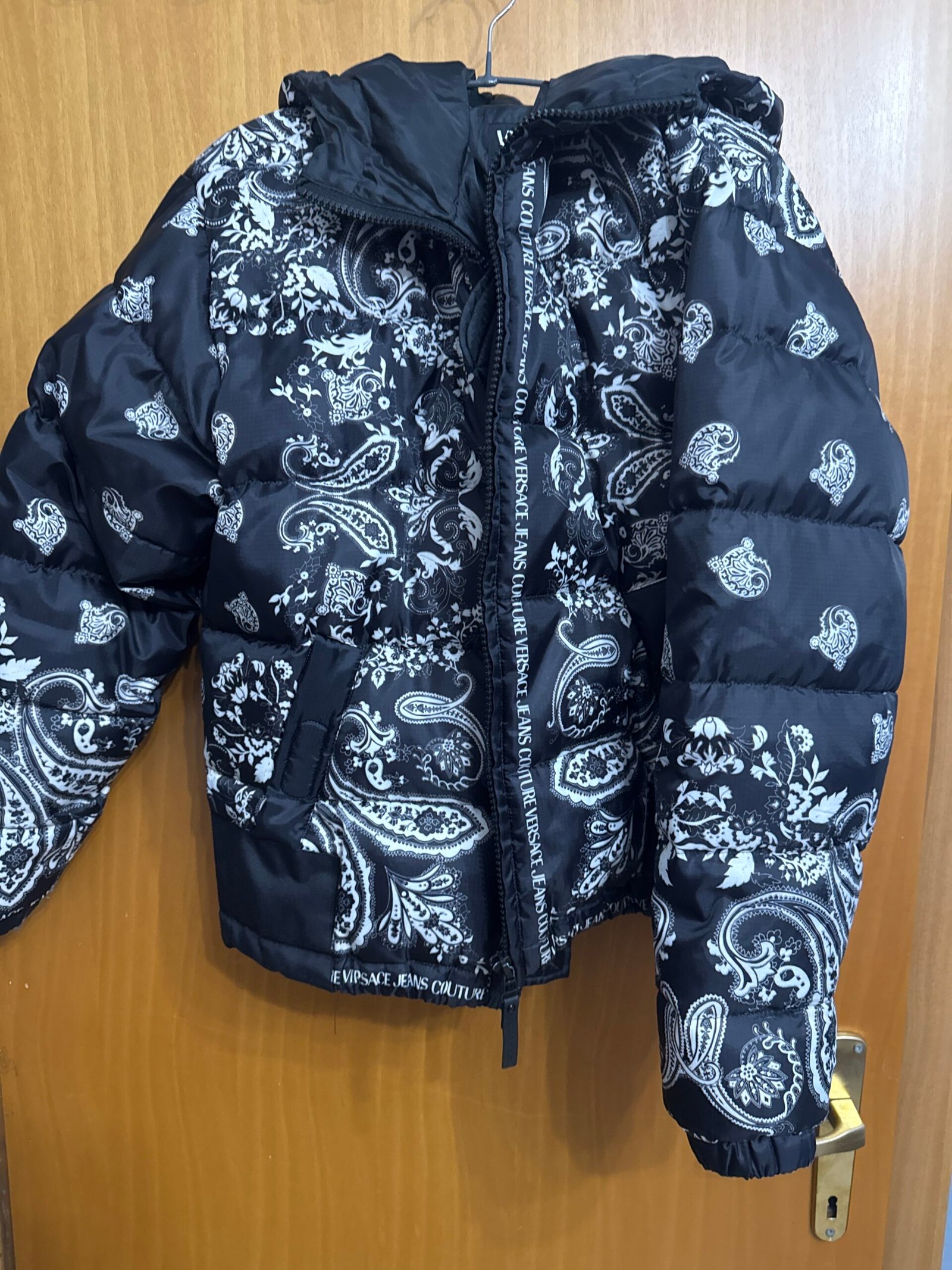 Versace couture Puffer jacket (Xhup)